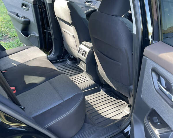 Черный Ниссан Rogue, объемом двигателя 2.49 л и пробегом 110 тыс. км за 21500 $, фото 19 на Automoto.ua