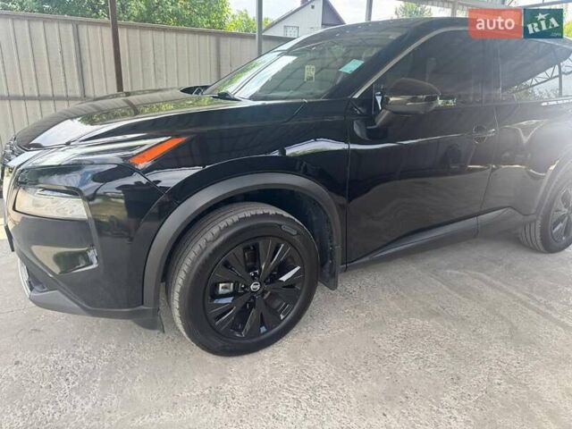 Черный Ниссан Rogue, объемом двигателя 2.49 л и пробегом 100 тыс. км за 22700 $, фото 2 на Automoto.ua