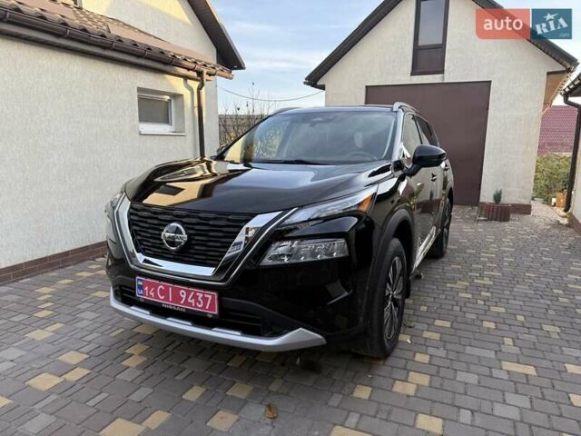 Чорний Ніссан Rogue, об'ємом двигуна 2.49 л та пробігом 63 тис. км за 21800 $, фото 1 на Automoto.ua