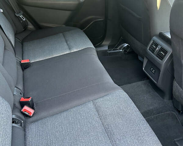 Черный Ниссан Rogue, объемом двигателя 2.49 л и пробегом 107 тыс. км за 21500 $, фото 15 на Automoto.ua