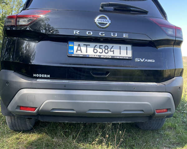 Черный Ниссан Rogue, объемом двигателя 2.49 л и пробегом 110 тыс. км за 21500 $, фото 5 на Automoto.ua