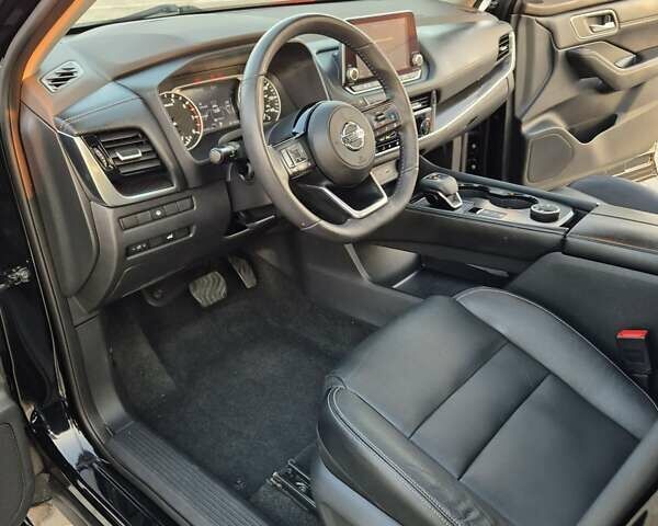 Черный Ниссан Rogue, объемом двигателя 2.49 л и пробегом 157 тыс. км за 19700 $, фото 11 на Automoto.ua