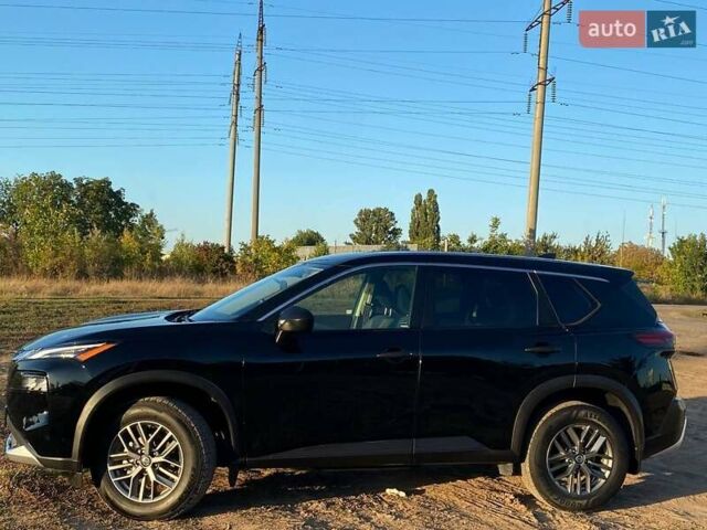 Чорний Ніссан Rogue, об'ємом двигуна 2.49 л та пробігом 80 тис. км за 18900 $, фото 4 на Automoto.ua