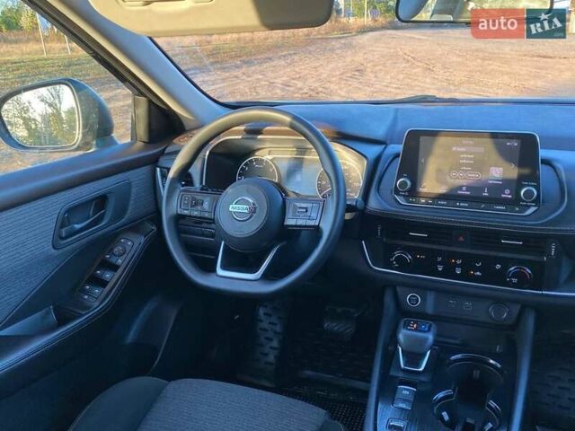 Чорний Ніссан Rogue, об'ємом двигуна 2.49 л та пробігом 80 тис. км за 18900 $, фото 23 на Automoto.ua