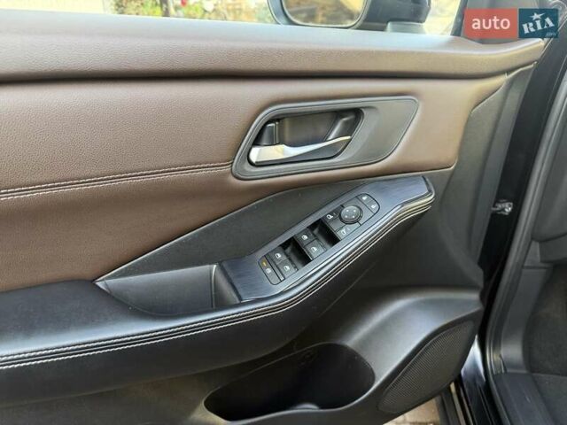 Чорний Ніссан Rogue, об'ємом двигуна 2.49 л та пробігом 63 тис. км за 21800 $, фото 25 на Automoto.ua