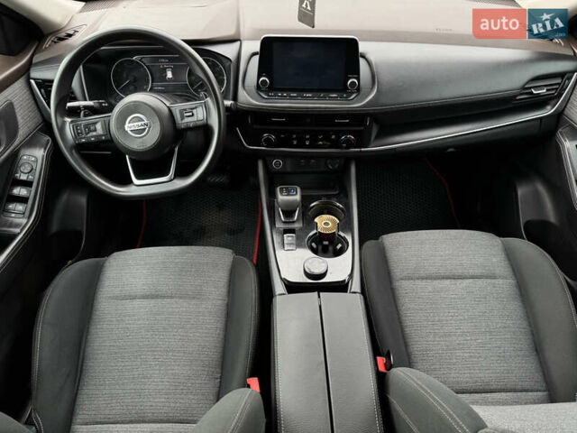 Чорний Ніссан Rogue, об'ємом двигуна 2.49 л та пробігом 138 тис. км за 18999 $, фото 10 на Automoto.ua