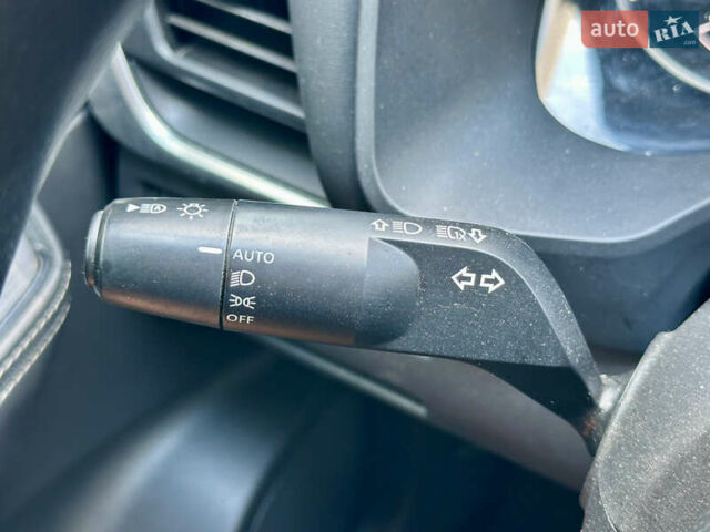 Чорний Ніссан Rogue, об'ємом двигуна 2.5 л та пробігом 112 тис. км за 20490 $, фото 57 на Automoto.ua