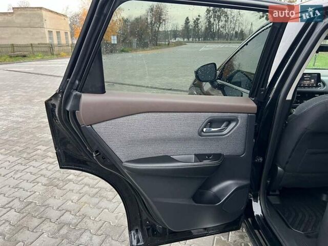 Черный Ниссан Rogue, объемом двигателя 2.49 л и пробегом 112 тыс. км за 20500 $, фото 22 на Automoto.ua