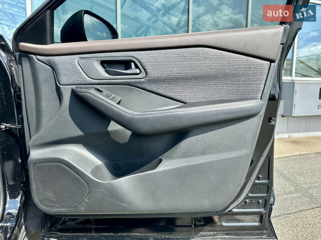 Чорний Ніссан Rogue, об'ємом двигуна 2.5 л та пробігом 112 тис. км за 20490 $, фото 41 на Automoto.ua