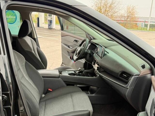 Черный Ниссан Rogue, объемом двигателя 2.5 л и пробегом 136 тыс. км за 20500 $, фото 15 на Automoto.ua