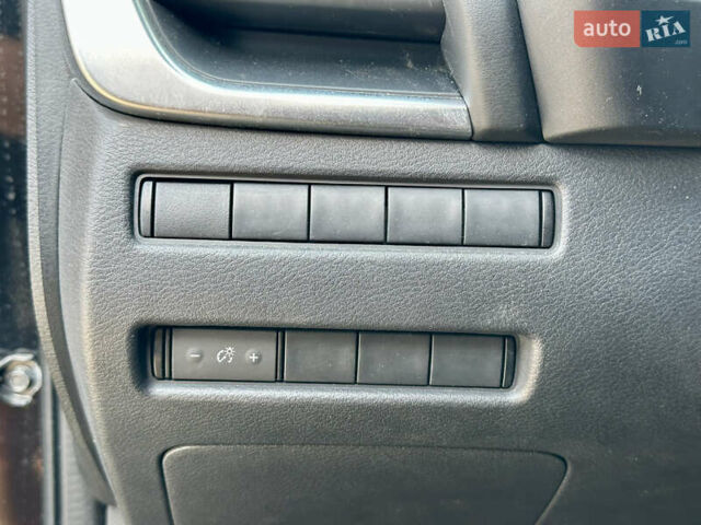 Чорний Ніссан Rogue, об'ємом двигуна 2.5 л та пробігом 112 тис. км за 20490 $, фото 30 на Automoto.ua