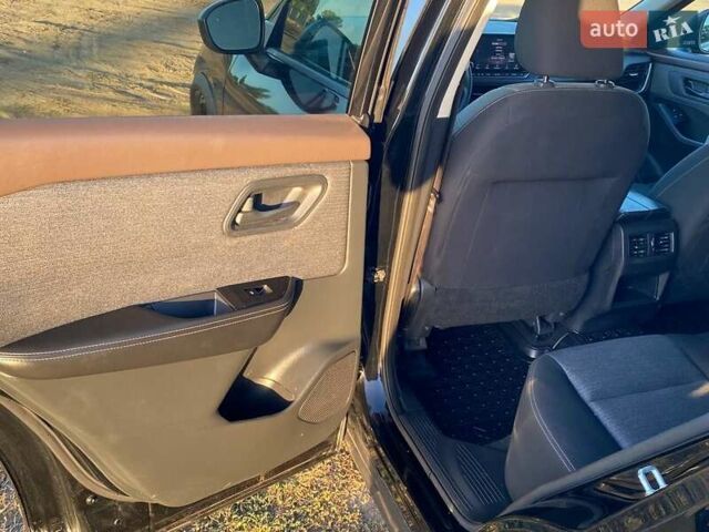 Чорний Ніссан Rogue, об'ємом двигуна 2.49 л та пробігом 80 тис. км за 18900 $, фото 30 на Automoto.ua