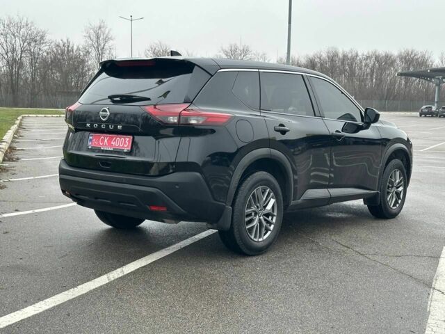 Черный Ниссан Rogue, объемом двигателя 2.5 л и пробегом 107 тыс. км за 19400 $, фото 4 на Automoto.ua