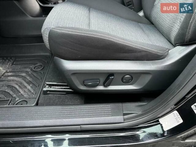 Черный Ниссан Rogue, объемом двигателя 2.49 л и пробегом 112 тыс. км за 20500 $, фото 17 на Automoto.ua