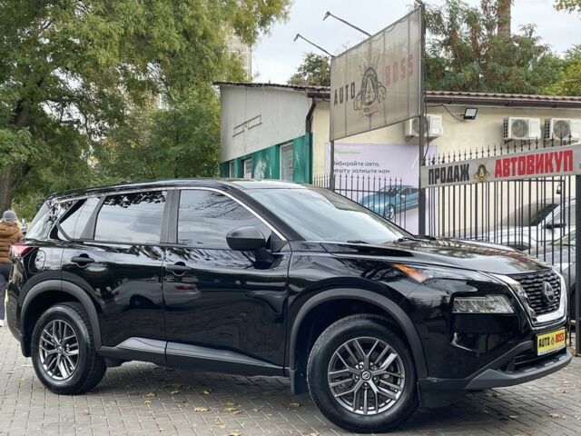 Черный Ниссан Rogue, объемом двигателя 2.5 л и пробегом 121 тыс. км за 19500 $, фото 5 на Automoto.ua