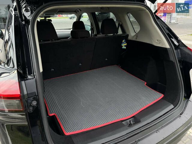Чорний Ніссан Rogue, об'ємом двигуна 2.49 л та пробігом 138 тис. км за 18999 $, фото 12 на Automoto.ua