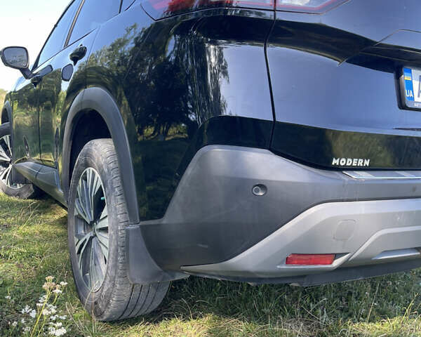 Черный Ниссан Rogue, объемом двигателя 2.49 л и пробегом 110 тыс. км за 21500 $, фото 6 на Automoto.ua