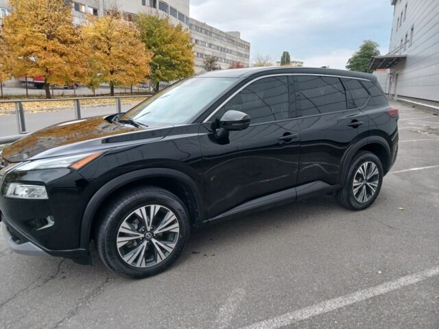 Черный Ниссан Rogue, объемом двигателя 0 л и пробегом 180 тыс. км за 18750 $, фото 1 на Automoto.ua