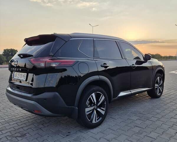 Черный Ниссан Rogue, объемом двигателя 2.49 л и пробегом 157 тыс. км за 19700 $, фото 2 на Automoto.ua