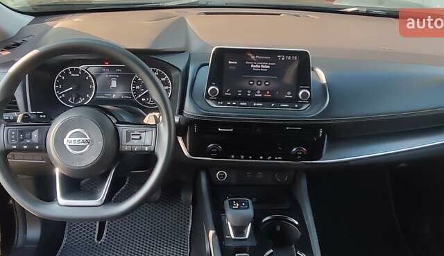 Черный Ниссан Rogue, объемом двигателя 2.49 л и пробегом 162 тыс. км за 22000 $, фото 15 на Automoto.ua