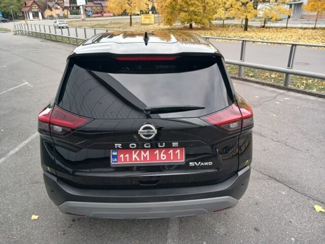 Черный Ниссан Rogue, объемом двигателя 0 л и пробегом 180 тыс. км за 18750 $, фото 4 на Automoto.ua