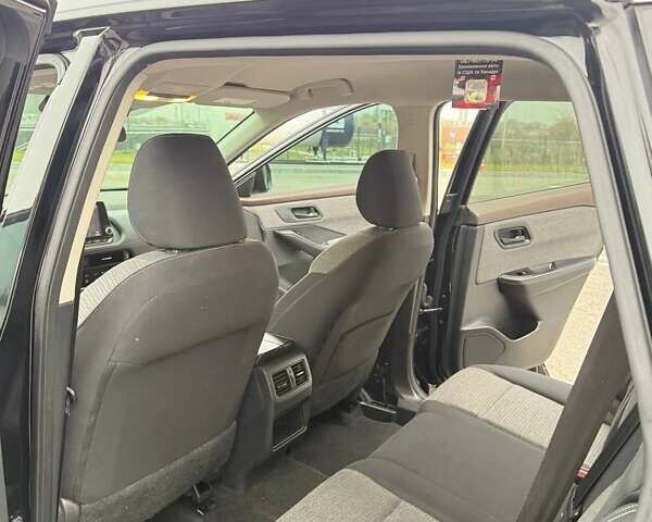 Черный Ниссан Rogue, объемом двигателя 2.5 л и пробегом 136 тыс. км за 20500 $, фото 13 на Automoto.ua