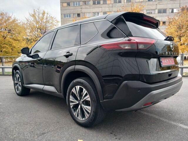 Черный Ниссан Rogue, объемом двигателя 0 л и пробегом 180 тыс. км за 18750 $, фото 5 на Automoto.ua