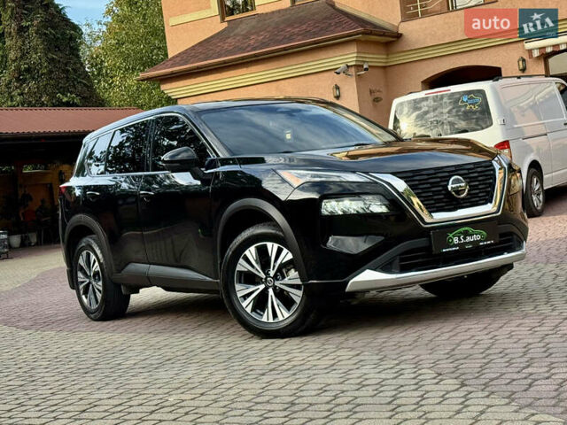 Черный Ниссан Rogue, объемом двигателя 2.5 л и пробегом 143 тыс. км за 21500 $, фото 2 на Automoto.ua