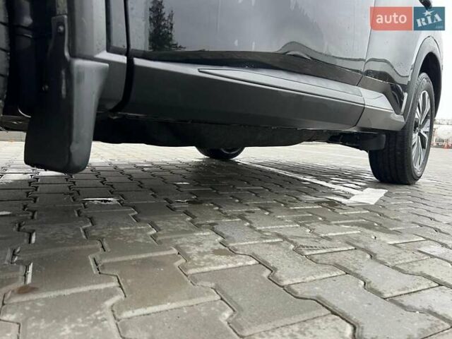 Черный Ниссан Rogue, объемом двигателя 2.49 л и пробегом 112 тыс. км за 20500 $, фото 3 на Automoto.ua