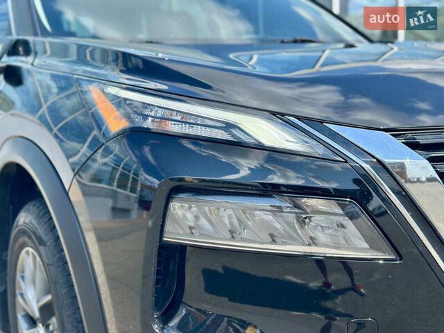 Чорний Ніссан Rogue, об'ємом двигуна 2.5 л та пробігом 112 тис. км за 20490 $, фото 3 на Automoto.ua