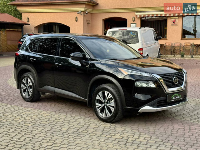 Черный Ниссан Rogue, объемом двигателя 2.5 л и пробегом 143 тыс. км за 21500 $, фото 20 на Automoto.ua