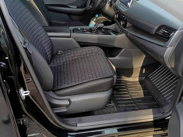 Черный Ниссан Rogue, объемом двигателя 2.5 л и пробегом 136 тыс. км за 20700 $, фото 10 на Automoto.ua