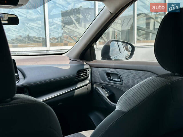 Чорний Ніссан Rogue, об'ємом двигуна 2.5 л та пробігом 112 тис. км за 20490 $, фото 47 на Automoto.ua