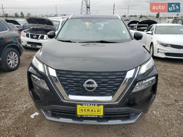 Черный Ниссан Rogue, объемом двигателя 1.5 л и пробегом 72 тыс. км за 7900 $, фото 4 на Automoto.ua