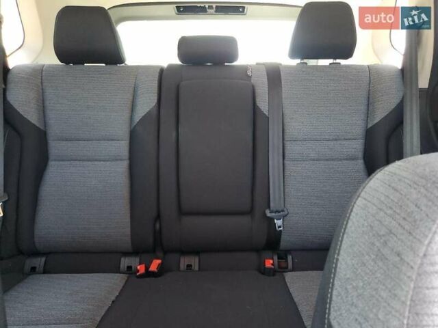 Черный Ниссан Rogue, объемом двигателя 1.5 л и пробегом 91 тыс. км за 6800 $, фото 9 на Automoto.ua