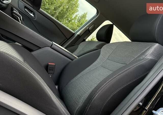 Ніссан Rogue 2022 у Дніпро (Дніпропетровську) на Automoto.ua Чорний Ніссан Rogue, об'ємом двигуна 1.5 л та пробігом 45 тис. км за 24800 $, фото 24 на Automoto.ua