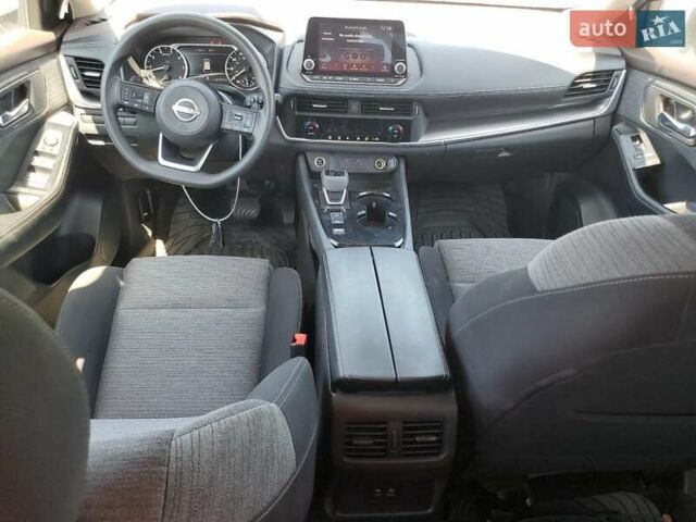 Черный Ниссан Rogue, объемом двигателя 1.5 л и пробегом 91 тыс. км за 6800 $, фото 7 на Automoto.ua