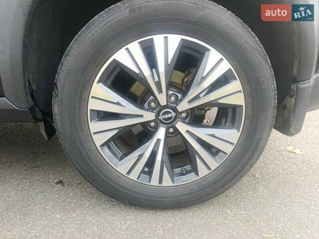 Черный Ниссан Rogue, объемом двигателя 1.5 л и пробегом 39 тыс. км за 21800 $, фото 9 на Automoto.ua