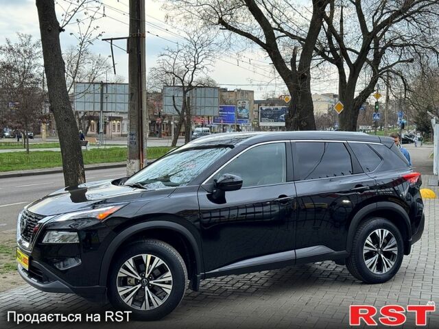 Чорний Ніссан Rogue, об'ємом двигуна 1.5 л та пробігом 81 тис. км за 23999 $, фото 2 на Automoto.ua
