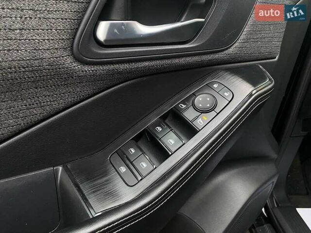 Чорний Ніссан Rogue, об'ємом двигуна 1.5 л та пробігом 113 тис. км за 24400 $, фото 8 на Automoto.ua