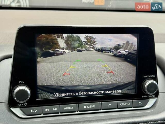 Черный Ниссан Rogue, объемом двигателя 1.5 л и пробегом 136 тыс. км за 23500 $, фото 14 на Automoto.ua