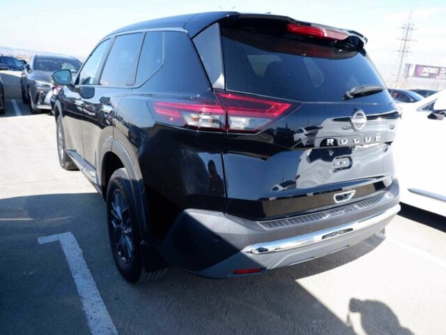 Чорний Ніссан Rogue, об'ємом двигуна 1.5 л та пробігом 5 тис. км за 18000 $, фото 3 на Automoto.ua