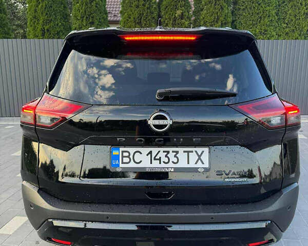 Черный Ниссан Rogue, объемом двигателя 1.5 л и пробегом 47 тыс. км за 24400 $, фото 14 на Automoto.ua