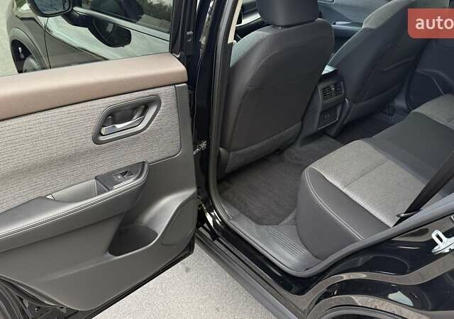 Ніссан Rogue 2022 у Дніпро (Дніпропетровську) на Automoto.ua Чорний Ніссан Rogue, об'ємом двигуна 1.5 л та пробігом 45 тис. км за 24800 $, фото 25 на Automoto.ua