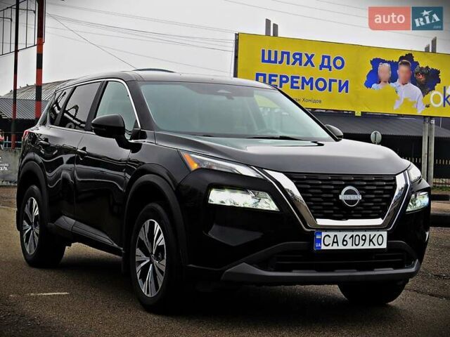 Черный Ниссан Rogue, объемом двигателя 1.5 л и пробегом 30 тыс. км за 19800 $, фото 1 на Automoto.ua