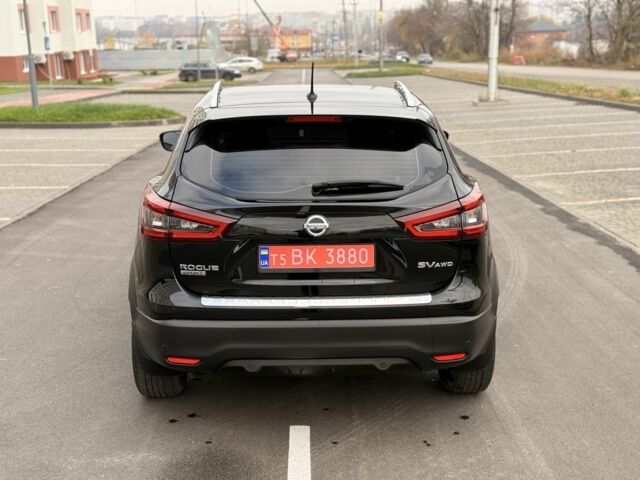 Черный Ниссан Rogue, объемом двигателя 2 л и пробегом 30 тыс. км за 17600 $, фото 4 на Automoto.ua