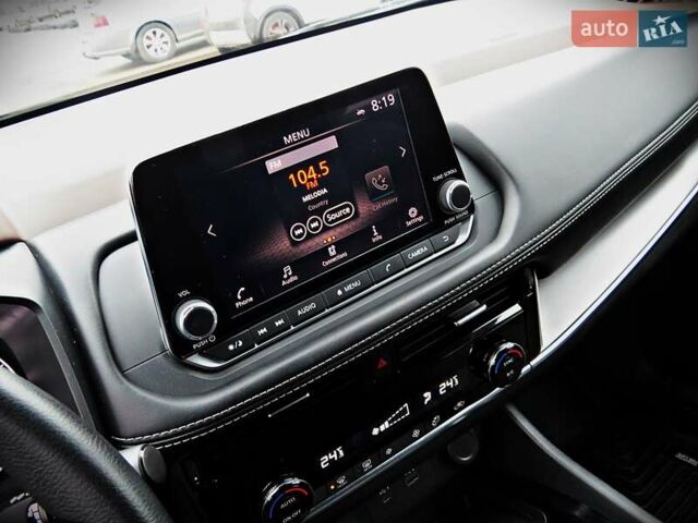 Черный Ниссан Rogue, объемом двигателя 1.5 л и пробегом 30 тыс. км за 19800 $, фото 14 на Automoto.ua