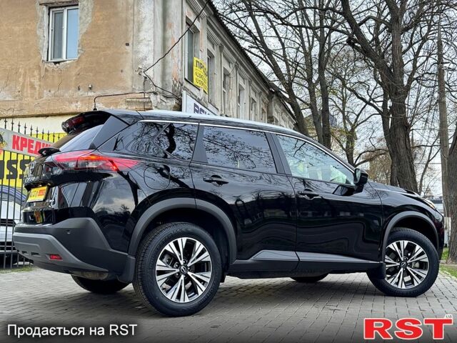 Чорний Ніссан Rogue, об'ємом двигуна 1.5 л та пробігом 81 тис. км за 23999 $, фото 3 на Automoto.ua