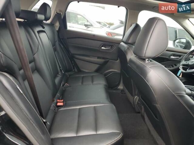 Черный Ниссан Rogue, объемом двигателя 1.5 л и пробегом 72 тыс. км за 7900 $, фото 9 на Automoto.ua
