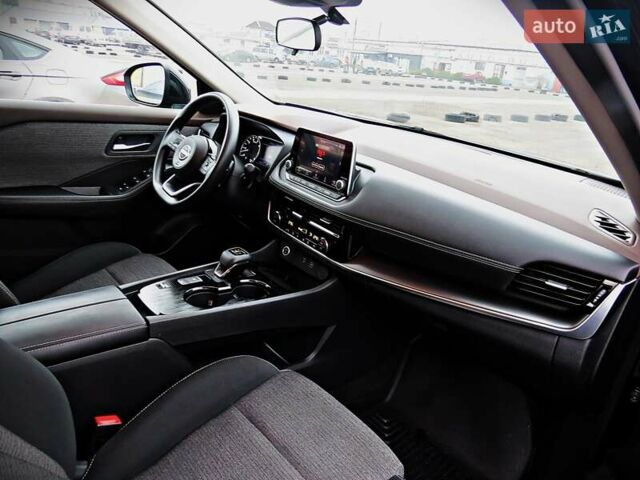 Черный Ниссан Rogue, объемом двигателя 1.5 л и пробегом 30 тыс. км за 19800 $, фото 22 на Automoto.ua